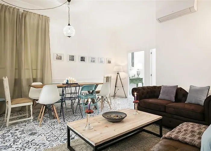 Friendly Rentals Vintage