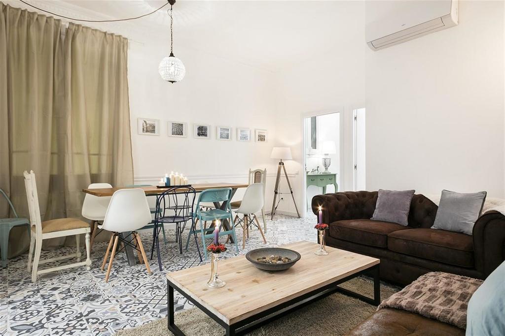 Apartment In Downtown - Vintage Barcelona
